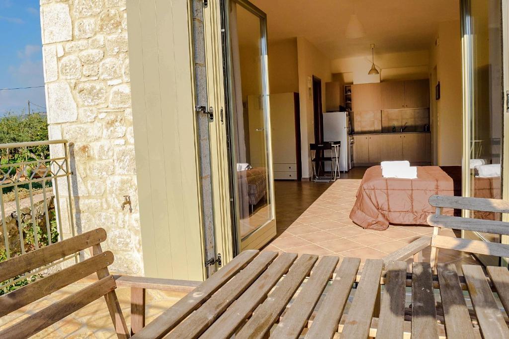 Balkón nebo terasa v ubytování Orion Residence Mani