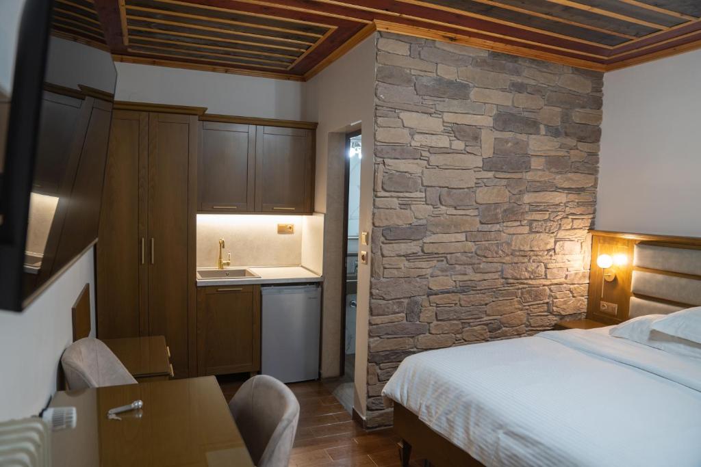 Kallinikos Guesthouse - 9