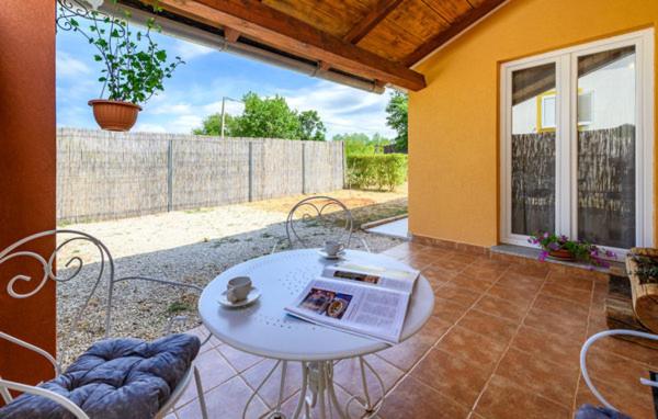 Patio atau area outdoor lain di Villa Leona