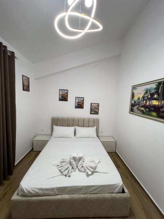 Hilltop Suites
