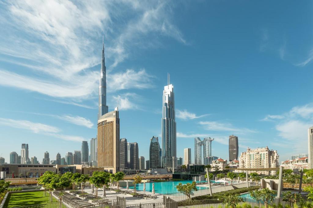 Nespecifikovaný výhled na destinaci Dubaj nebo výhled na město při pohledu z apartmánu