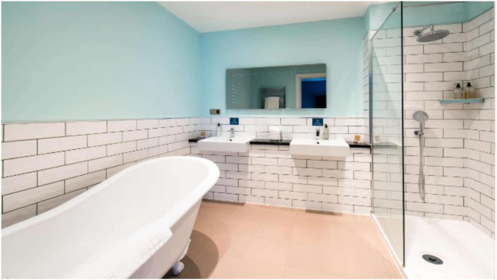 London Chigwell Prince Regent Hotel, BW Signature Collection - Resim 14