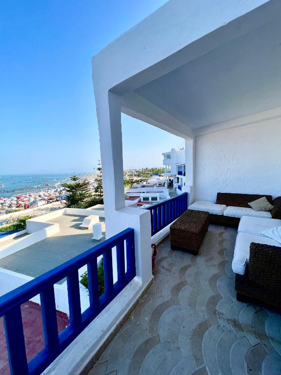 Balkón nebo terasa v ubytování Cabonegro magnifique maison vue sur mer