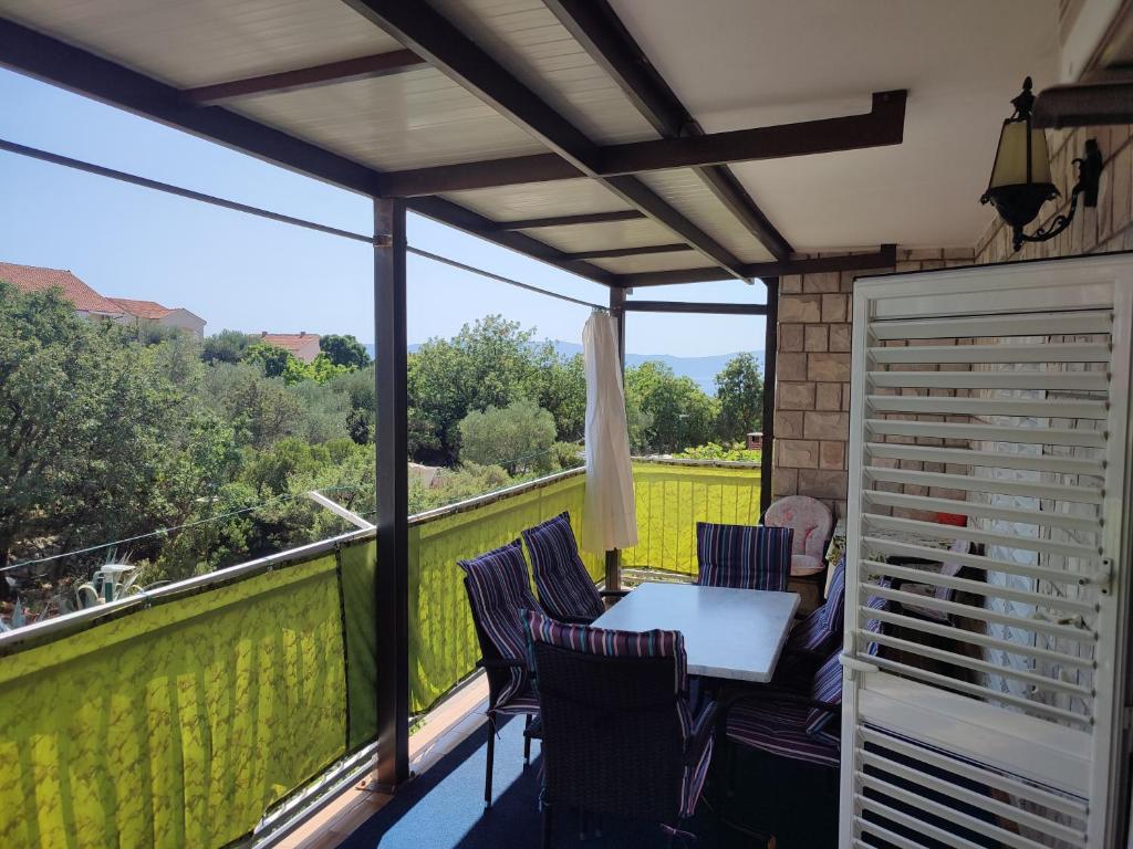 Balkoni atau teres di Apartments by the sea Podaca, Makarska - 2576