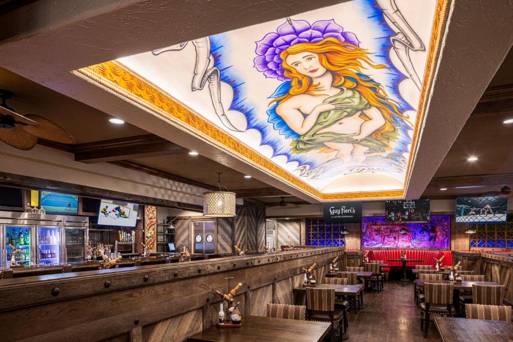 Harrah's Laughlin, A Caesars Destination photo