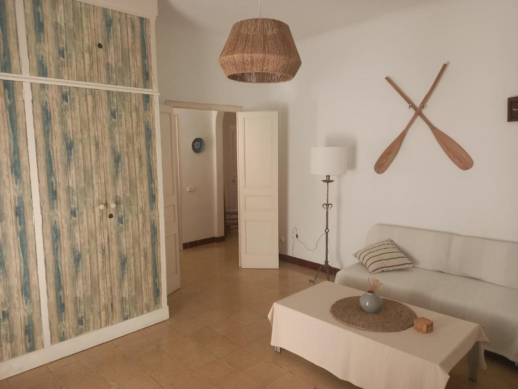 Fotografie z fotogalerie ubytování L'Escala - Pintor Massanet v destinaci L'Escala