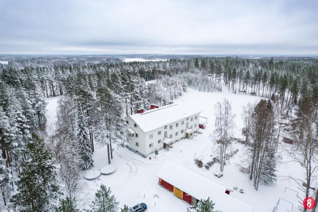 Kangaskoti talvella