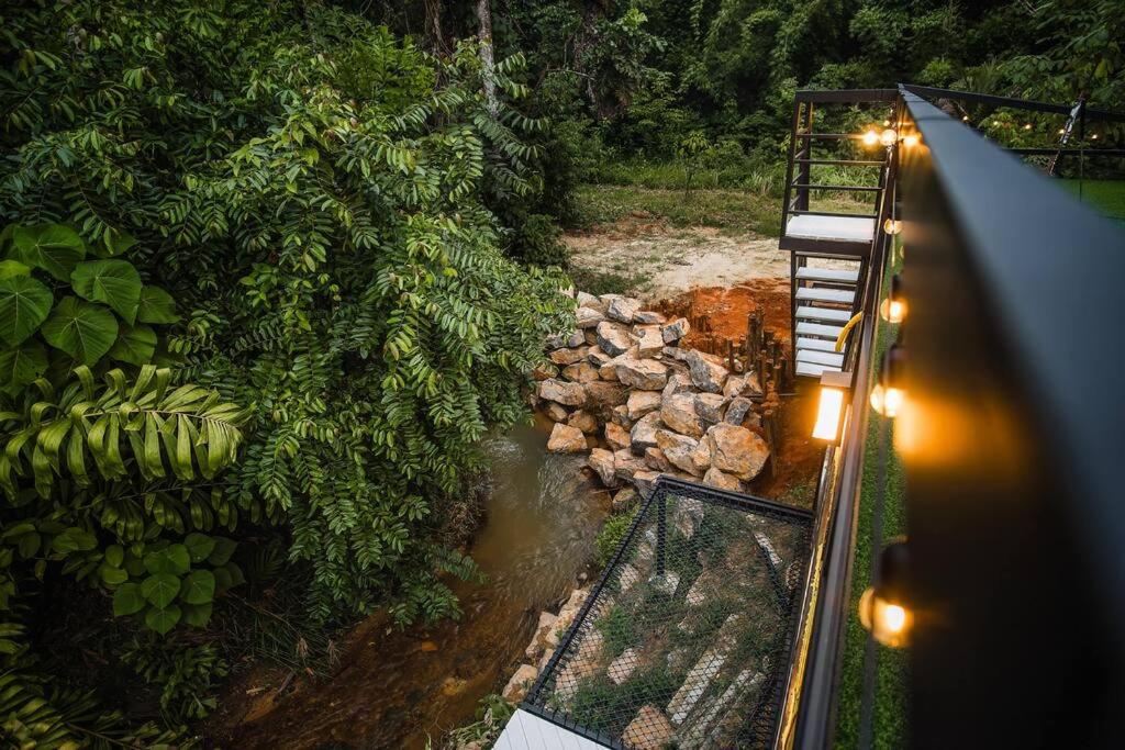 Fotografie z fotogalerie ubytování Baan Bus Soi 3 Krabi v destinaci Ao Nang 