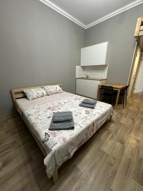 Гостевой Отель-125 - Camera Familiare Con Bagno Privato