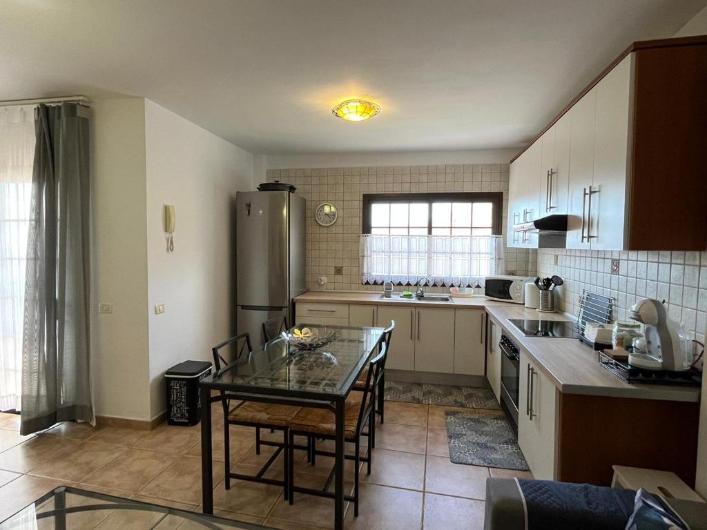 Kuchyň nebo kuchyňský kout v ubytování Casa El Almendrillo