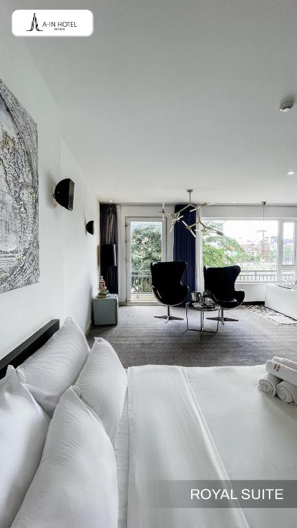 A In Hotel Riverside - Royal Suite With Jacuzzi, Balcony, River View