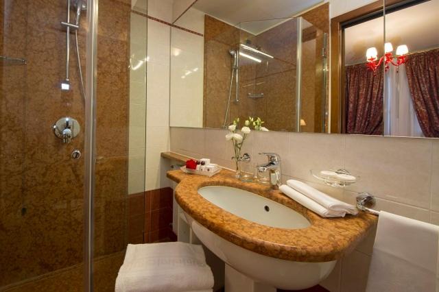 Koupelna v ubytování Villa Pace Park Hotel Bolognese