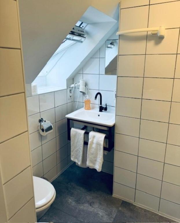 Hotel Charlton - Resim 3