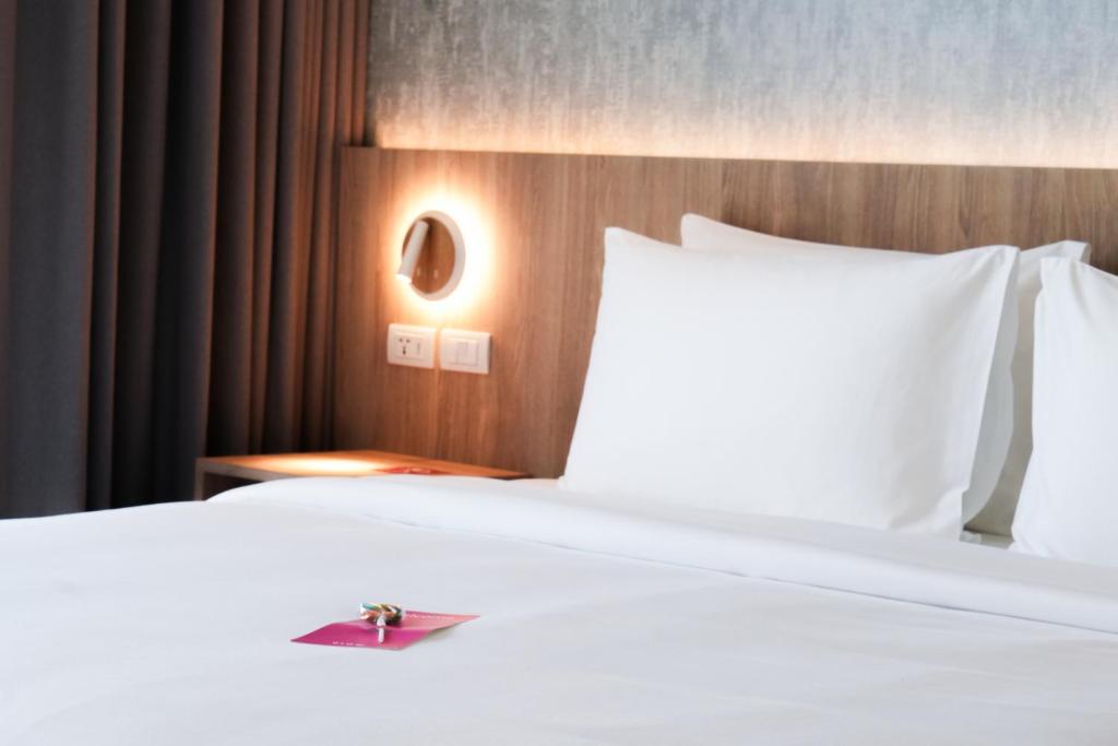 GLOW Bangkok Riverside - Resim 29