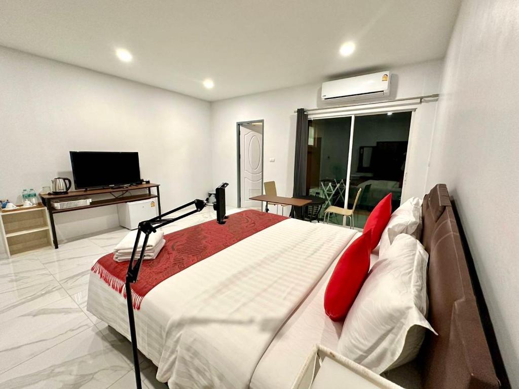 Postel nebo postele na pokoji v ubytování PR ROOM FOR RENT