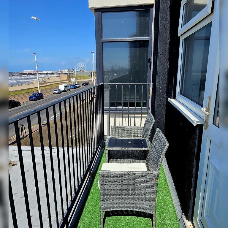 Sapphire hotel blackpool promenade - Resim 10