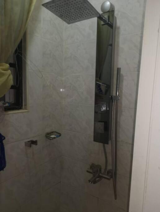 Koupelna v ubytování XrisBun Apartment