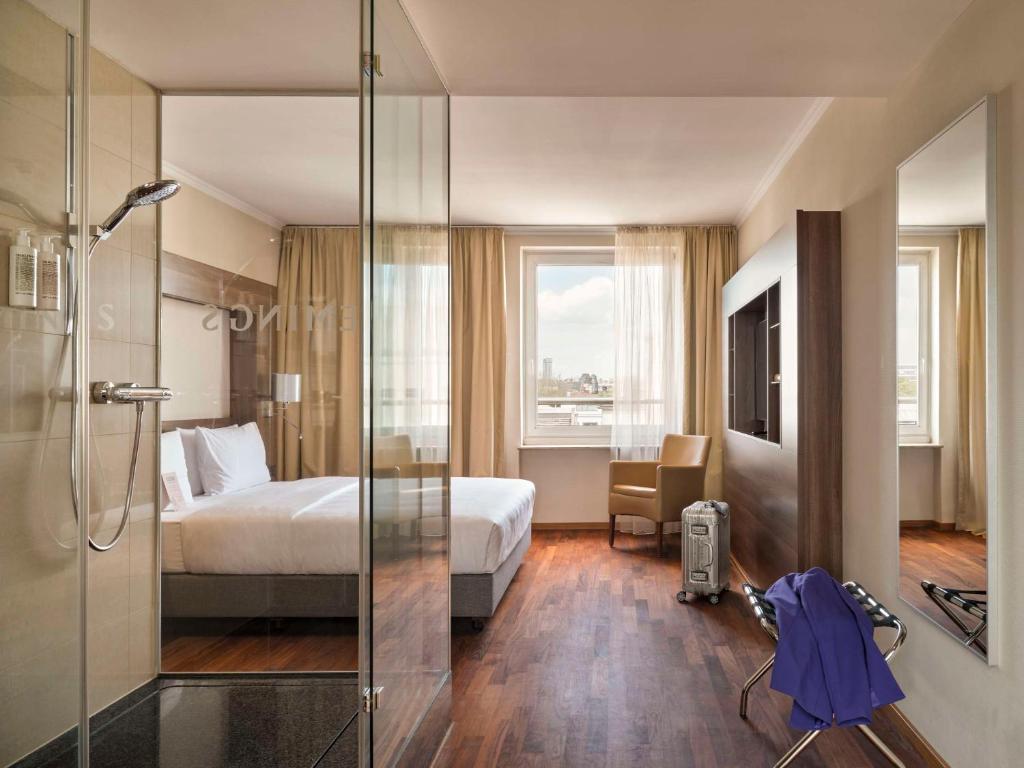 Flemings Hotel Frankfurt Main-Riverside - Resim 16