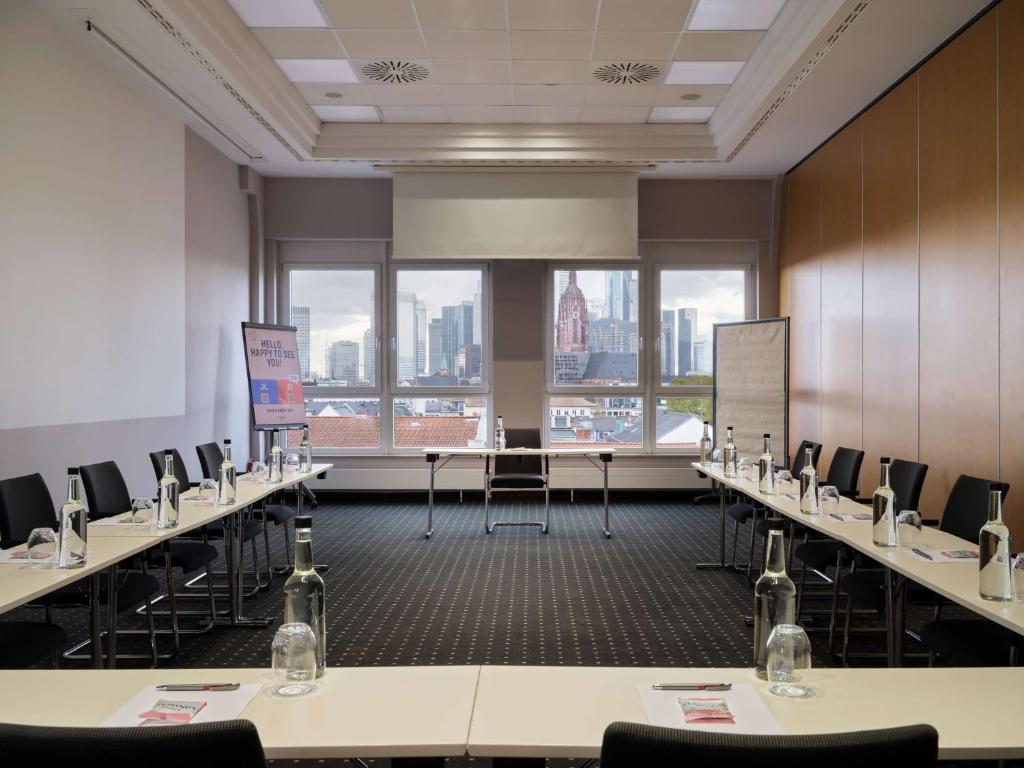 Flemings Hotel Frankfurt Main-Riverside - Resim 41