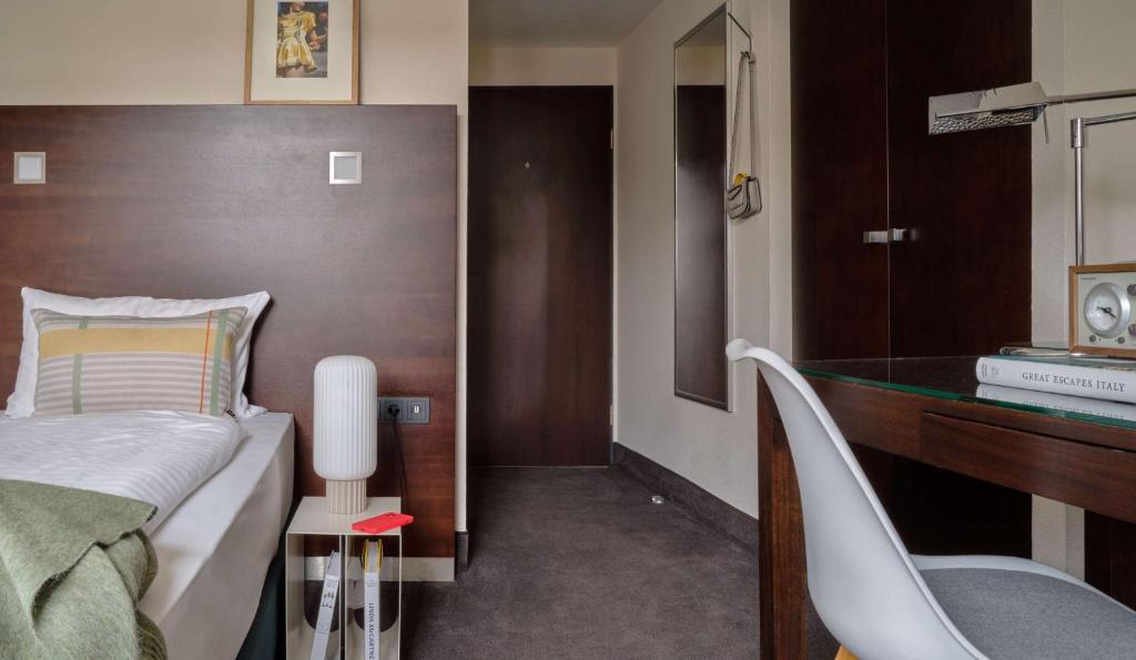 Flemings Hotel München-Schwabing - Comfort Single Room
