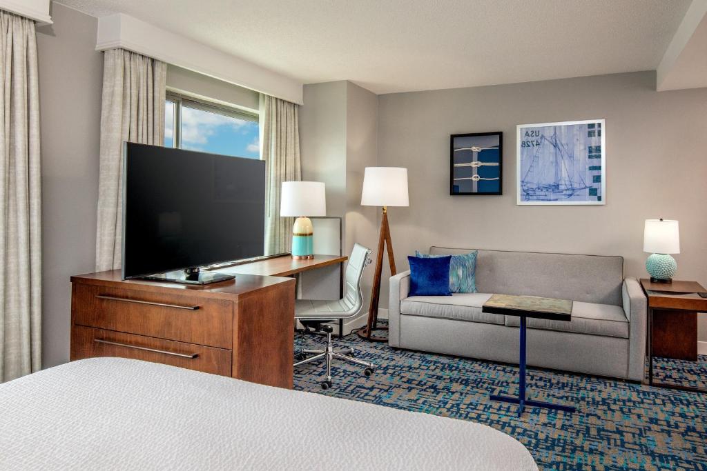 Residence Inn by Marriott Boston Harbor on Tudor Wharf photo