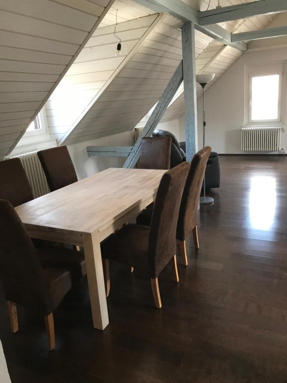 Posezení v ubytování Ferienwohnung zentrale ruhige Lage auch gerne mit Kindern