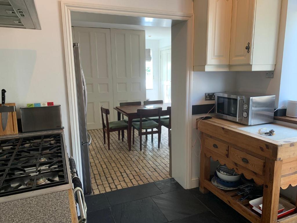 Kuchyň nebo kuchyňský kout v ubytování Lauderdale lodge barnstaple