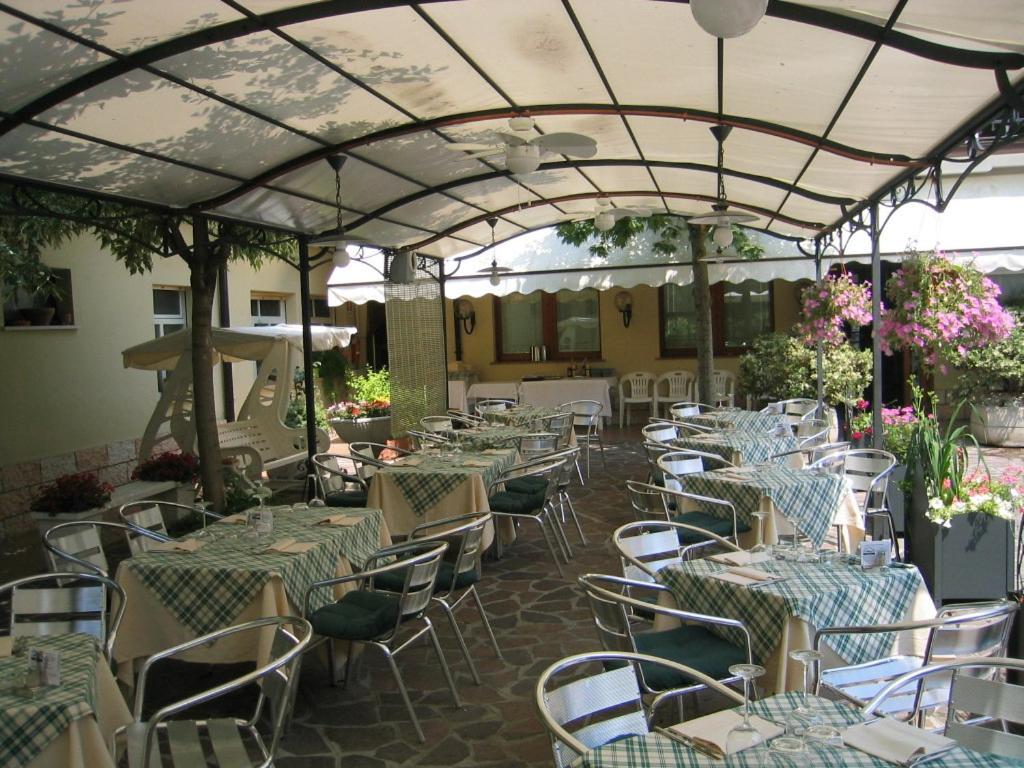 Restaurace v ubytování Hotel Europa