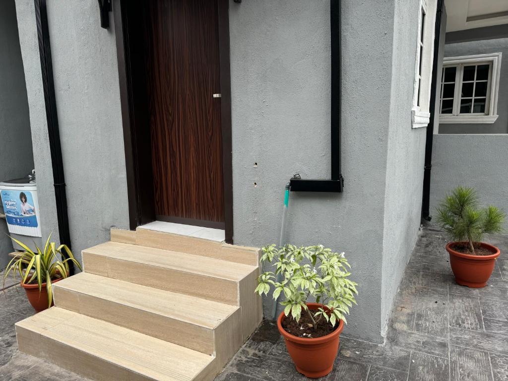 Fotografie z fotogalerie ubytování Five Palms Studio Apartment v destinaci Sagisa