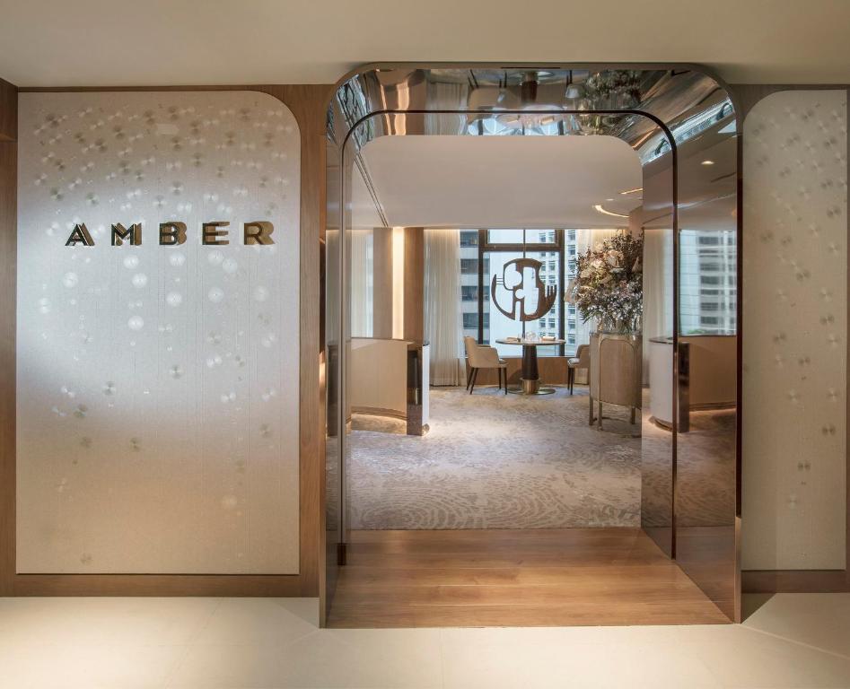 Gallery image of The Landmark Mandarin Oriental, Hong Kong in Hong Kong