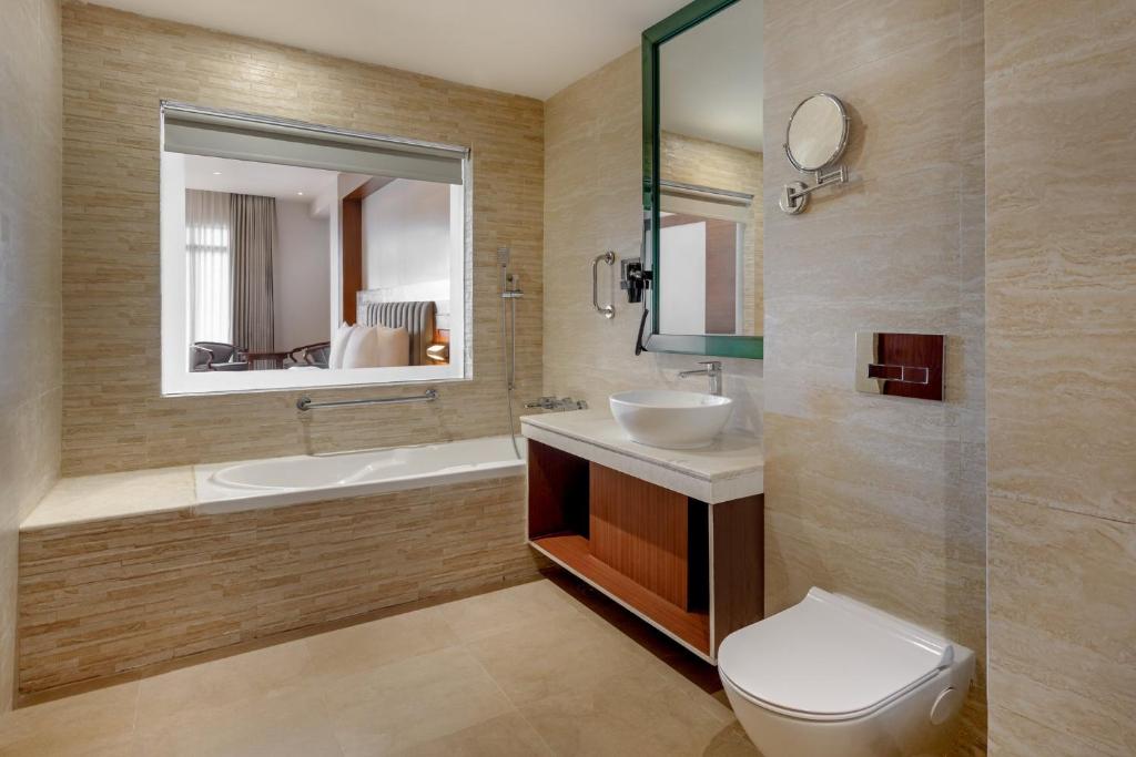 Koupelna v ubytování Holiday Inn Resort Kathmandu Budhanilkantha by IHG