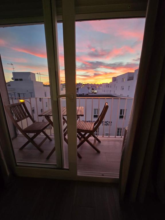 Ban công/sân hiên tại Apartamento reformado en Vejer