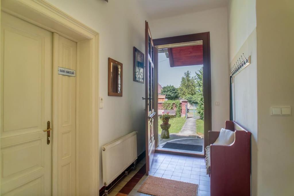 Fotografie z fotogalerie ubytování Fara Bošín v destinaci Křinec