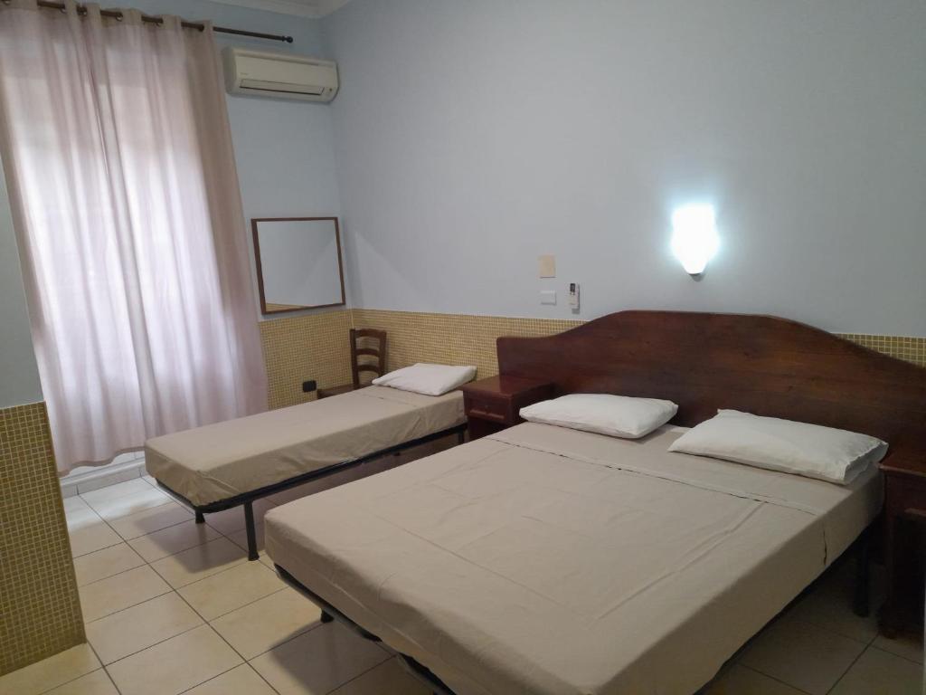 Hotel Vittorio Veneto Napoli - Resim 9