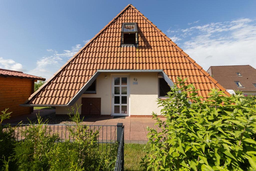 Το κτήριο όπου στεγάζεται  η παραθεριστική κατοικία