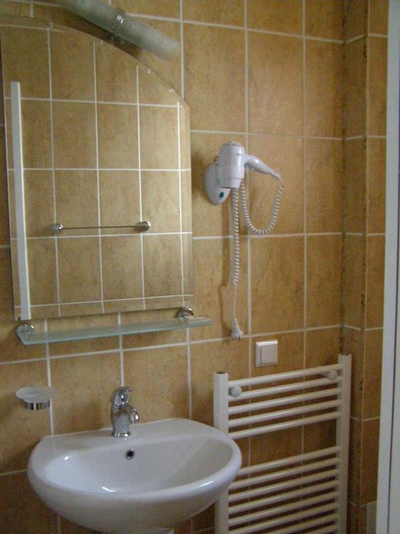 Pension Harmonia - Twin Room