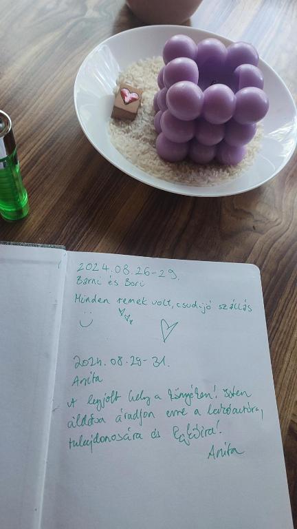 Jídlo v kempu nebo okolí