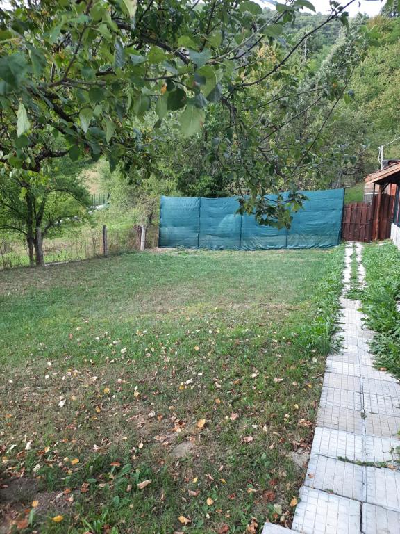 Zahrada ubytování Guest House Lazar Raykov