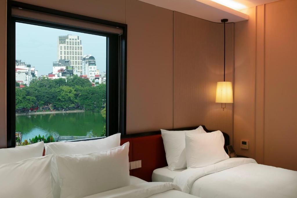 Executive Triple Room with Lake View