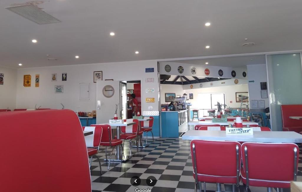 Stag Park Accommodation - Resim 13