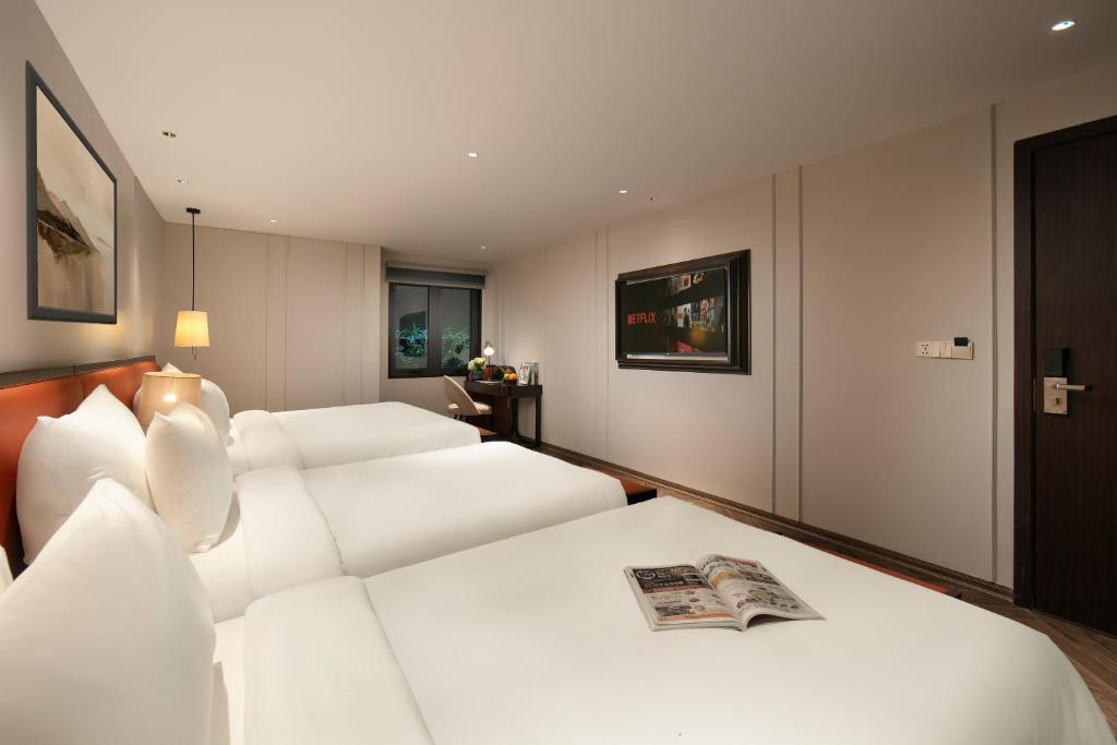Executive Family Room with Window