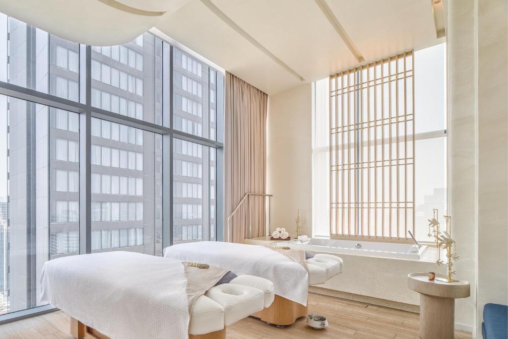 InterContinental Bangkok Sukhumvit by IHG - Resim 28