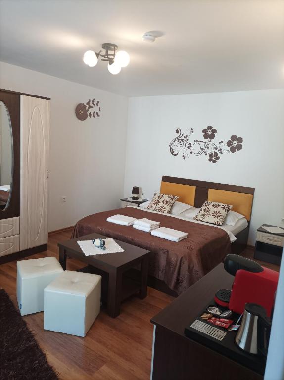 Zoltán & Erika Panzió Parajd - Habitación Doble Deluxe Con Baño Privado