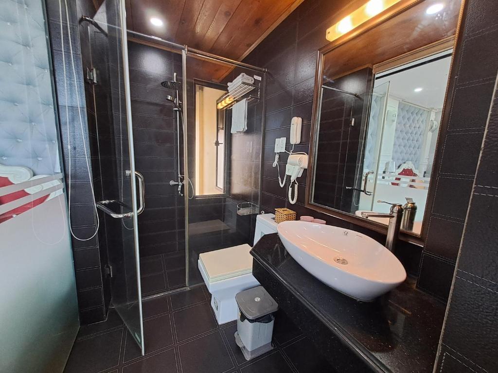 Koupelna v ubytování Kawasaki Noi Bai Airport Hotel