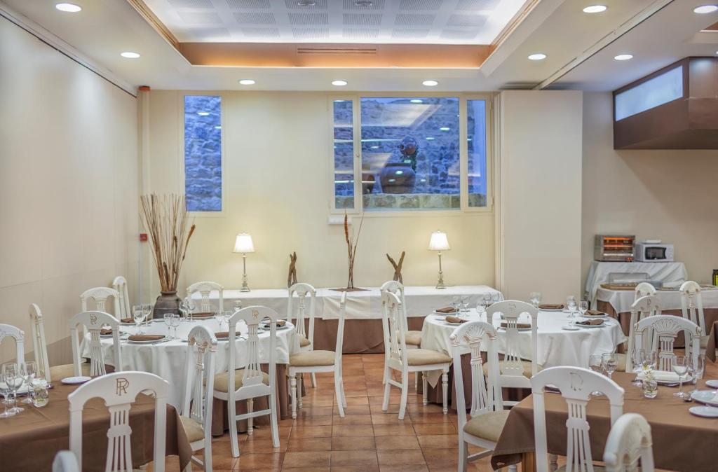 Restaurace v ubytování Hotel Rosaleda Don Pedro