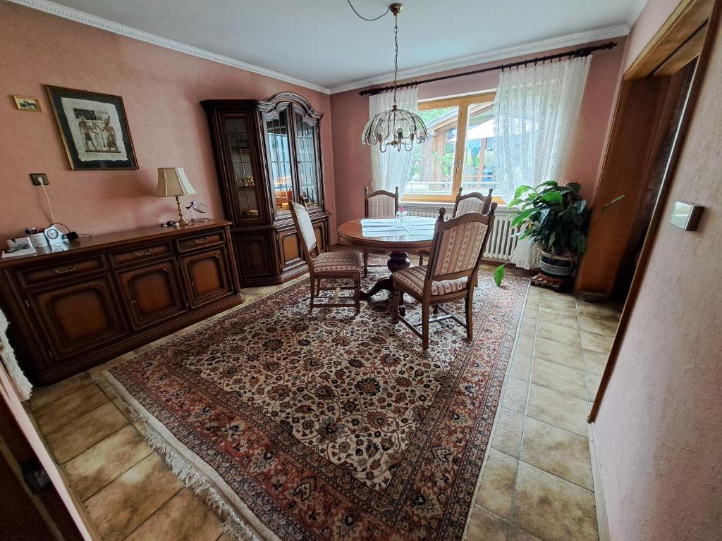 Posezení v ubytování Zimmer am Main