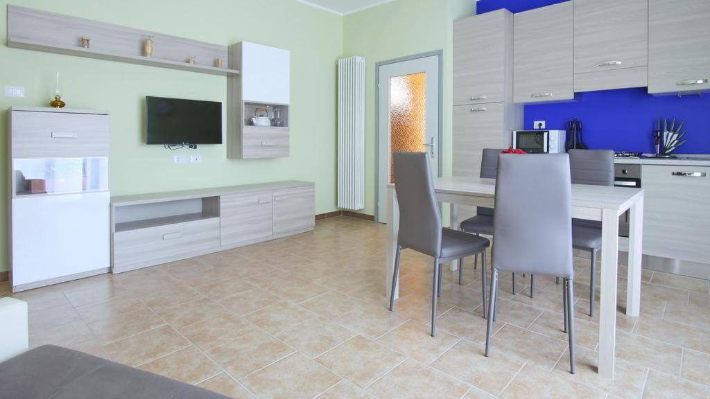 Italianway - Casasco 79 - Two-Bedroom House