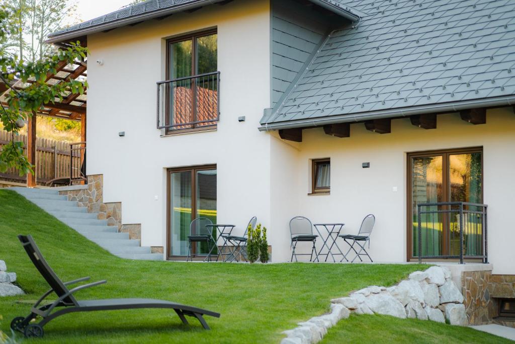 Zahrada ubytování Villa Seraf