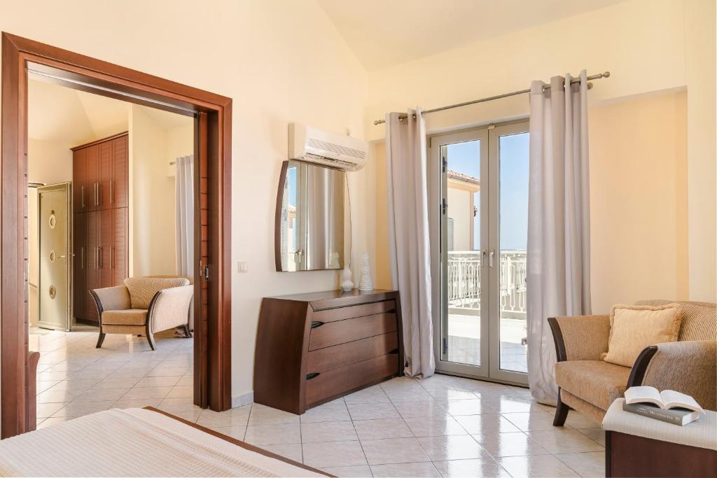 Belle View Hotel - Sea View & Sunset - Quadruple Room