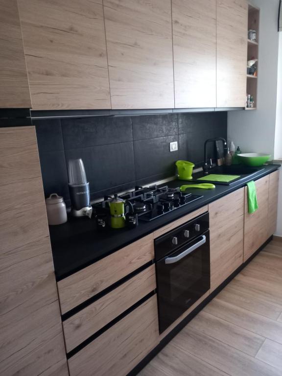 Kuchyň nebo kuchyňský kout v ubytování Luxury Garden Flat